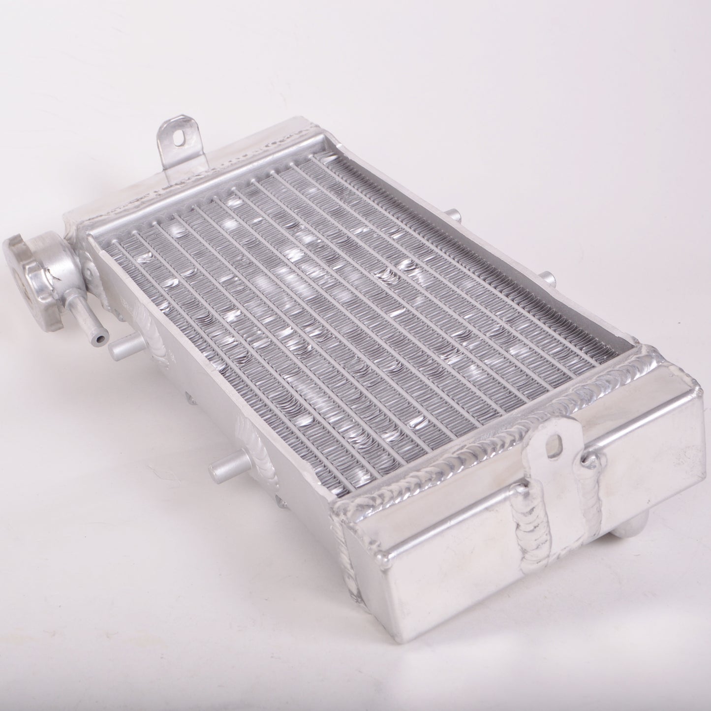 RADIATOR - JR/P3 WITH LOUVER MOUNTS 2016 and older