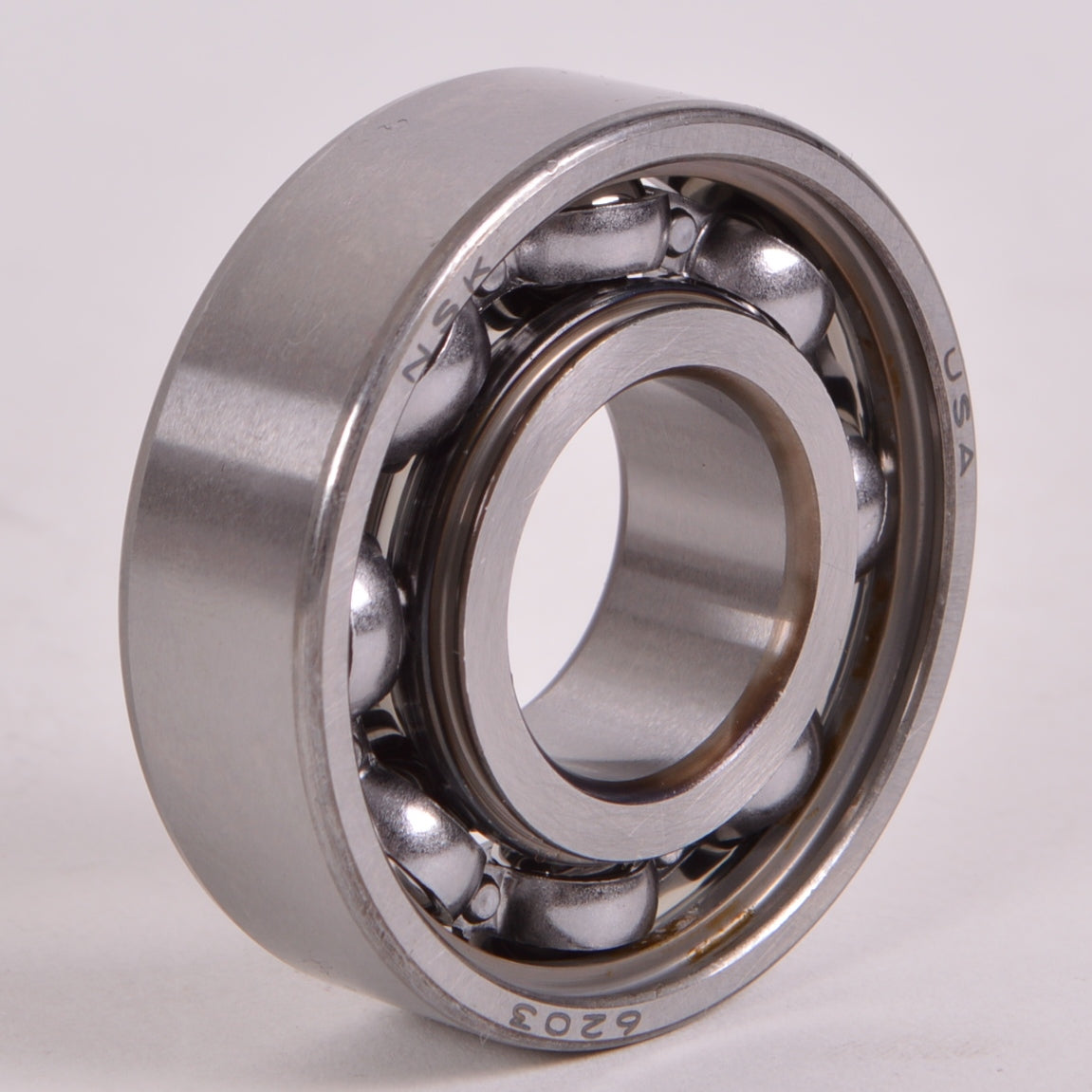 ECMU0016