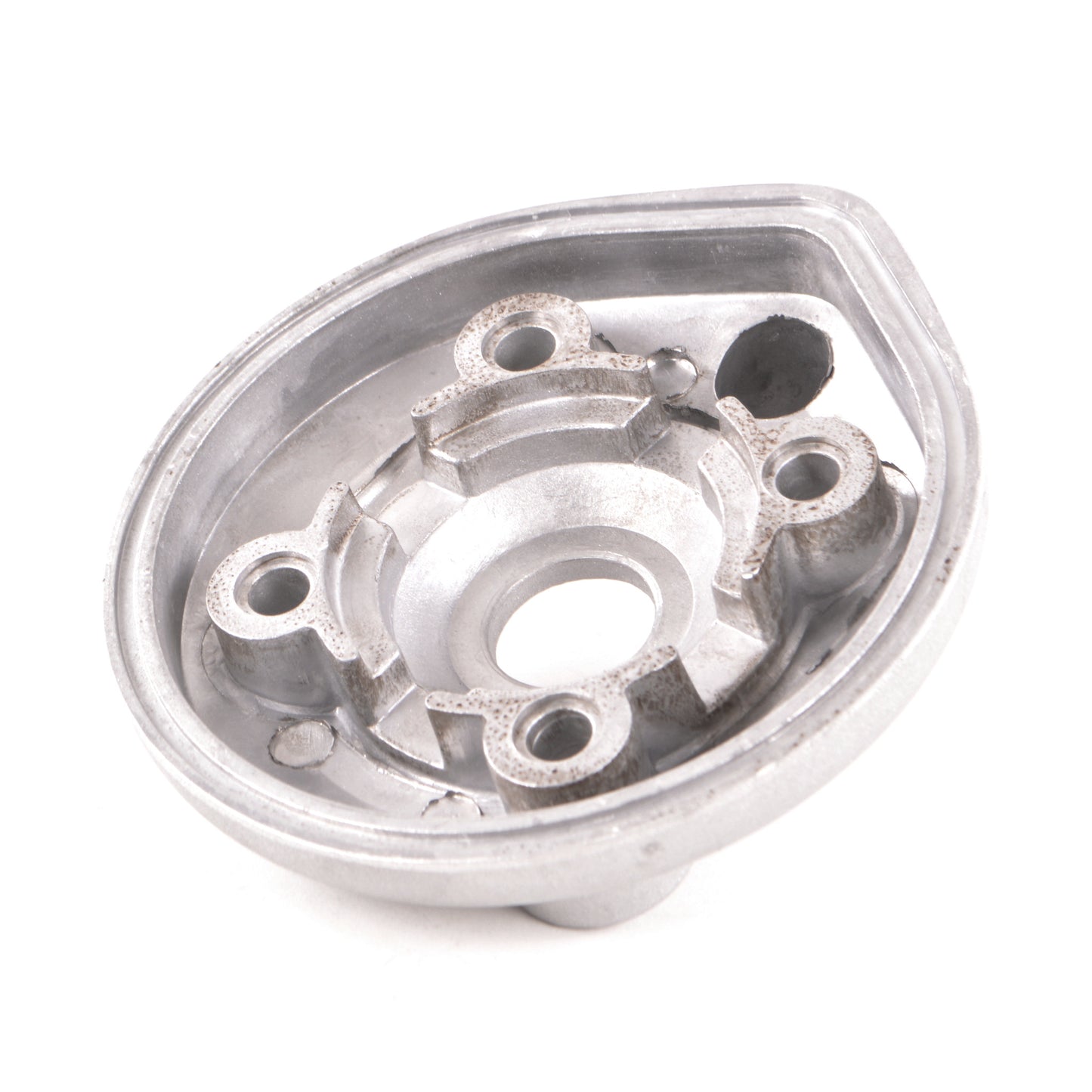 CYLINDER HEAD - OUTER - 05-16